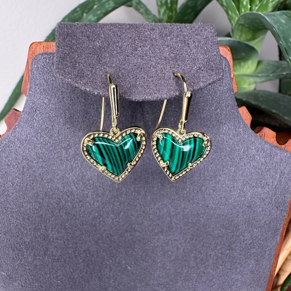 Kendra Scott Ari Heart Dangle Hook Earrings in Green Malachite 14k Gold Plated